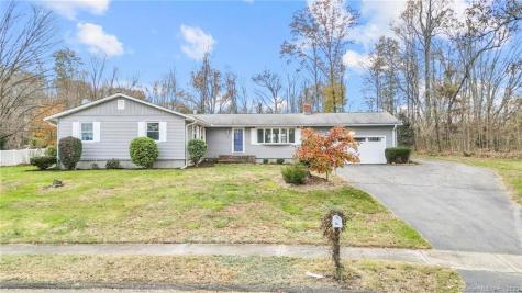 31 Berkeley Court Hamden CT 06518