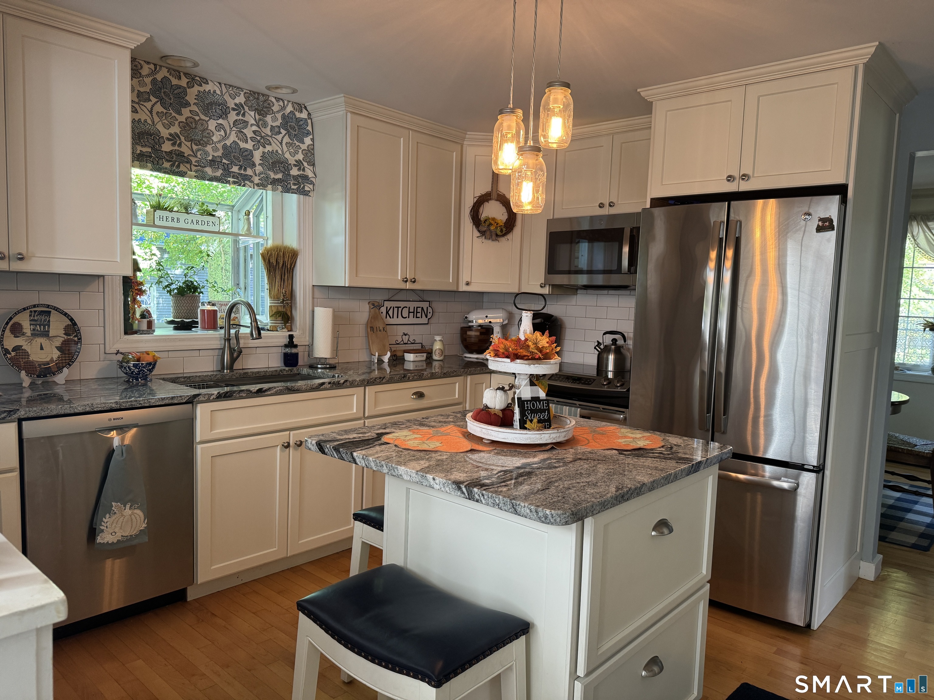 20 Bayberry Lane Montville CT 06382