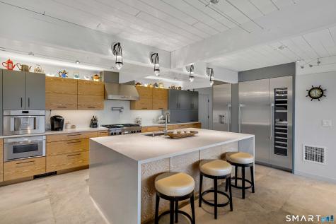 75 Montauk Avenue Stonington CT 06378