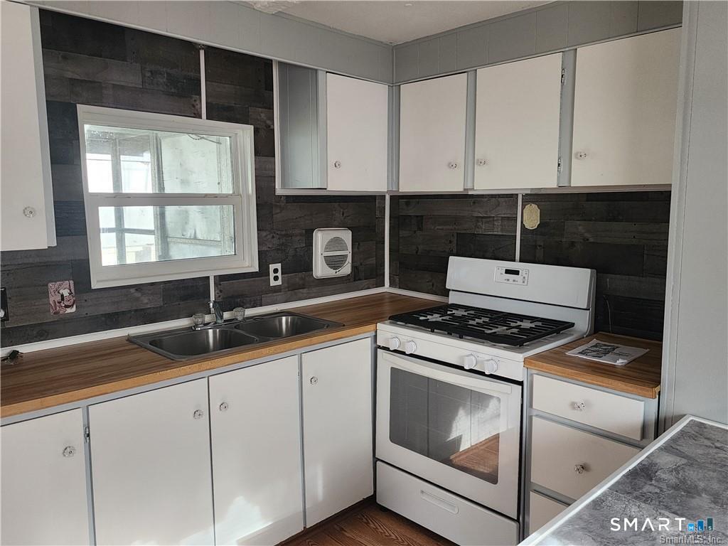 80 Sheldon Road Griswold CT 06351
