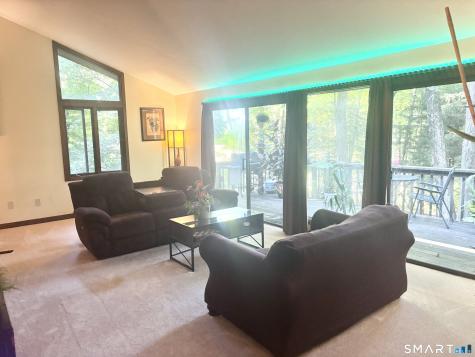 548 Bolton Road Vernon CT 06066