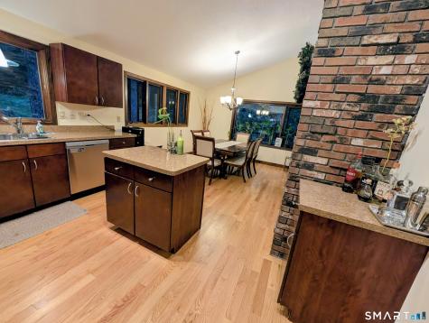 548 Bolton Road Vernon CT 06066
