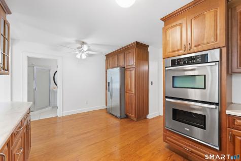 9 Shirley Lane New London CT 06320