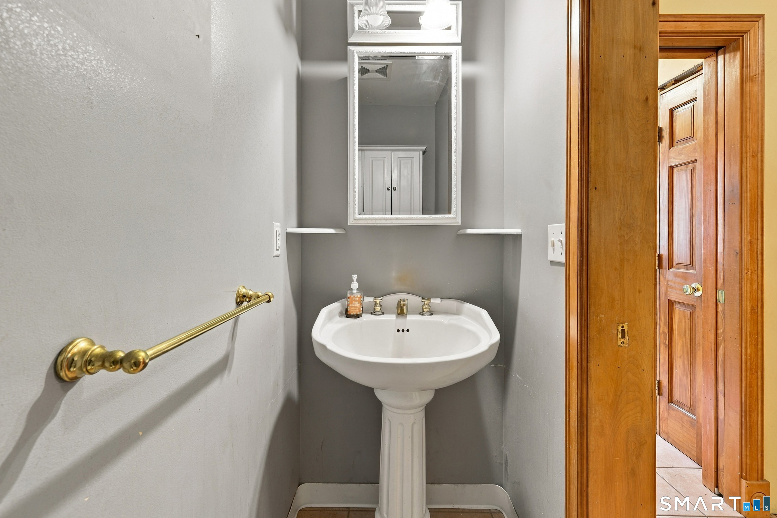 134 Country Lane Hebron CT 06248