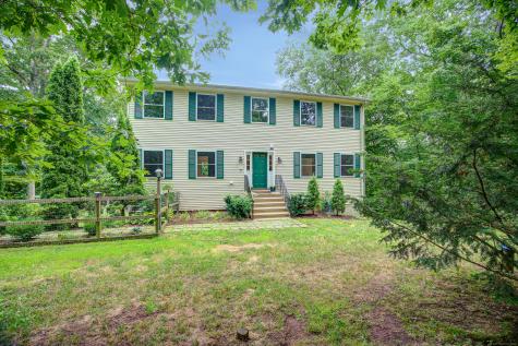 22 Anita Way Warren CT 06754