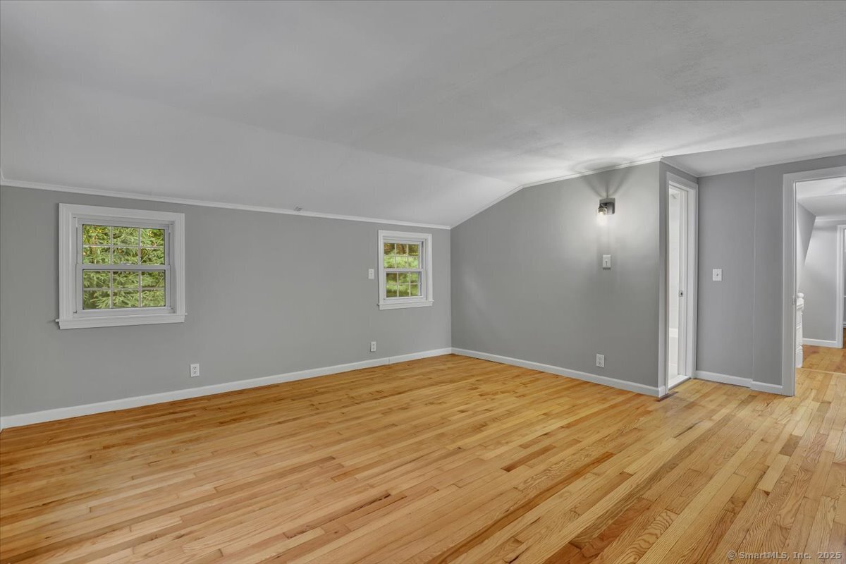 25 Bolleswood Lane Avon CT 06001