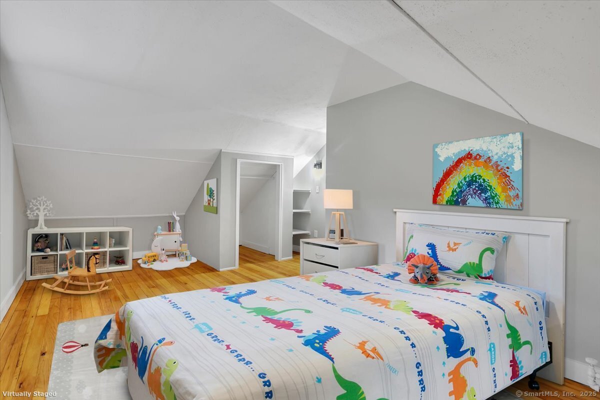 25 Bolleswood Lane Avon CT 06001