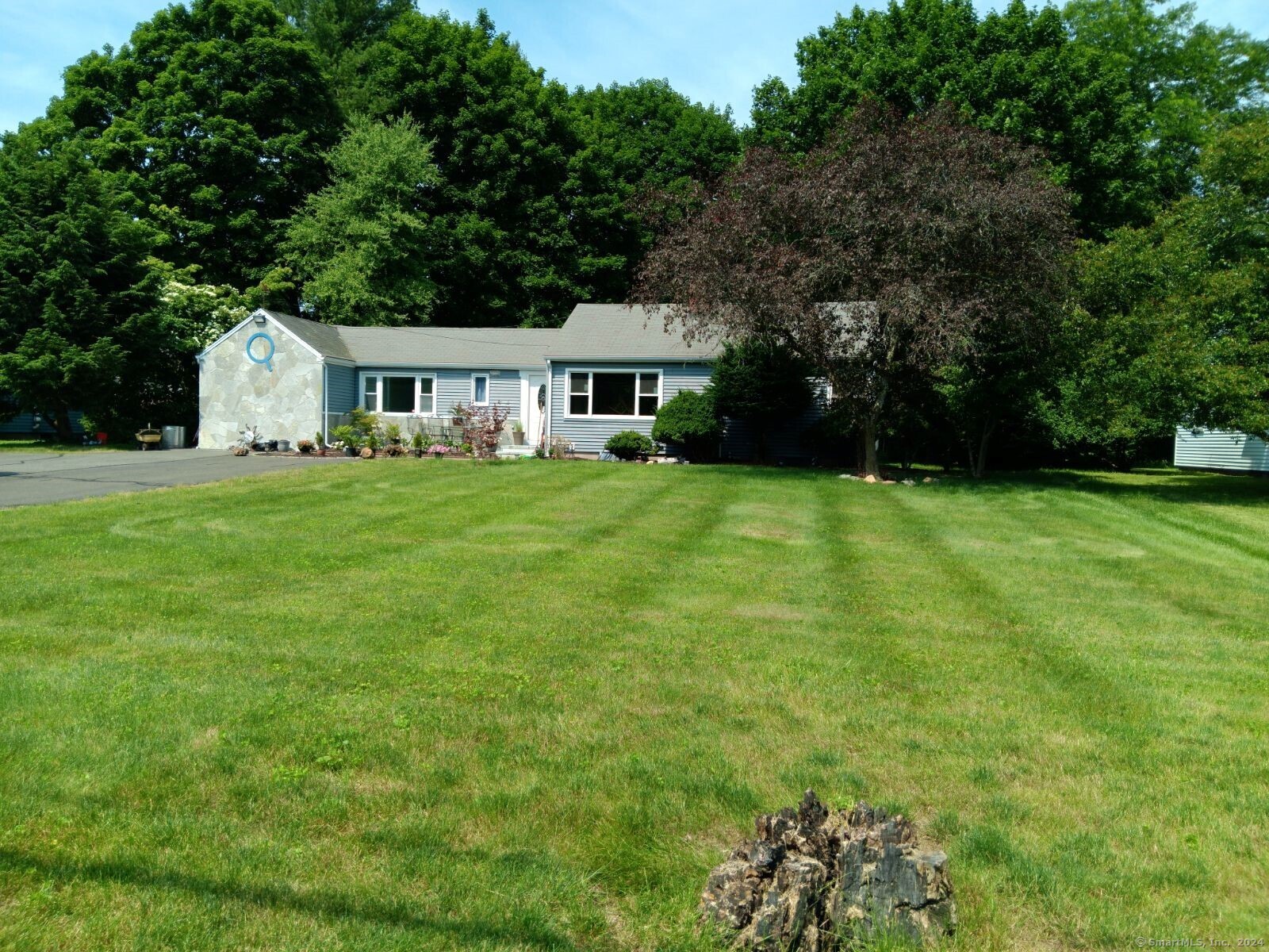 4186 Whitney Avenue Hamden CT 06518