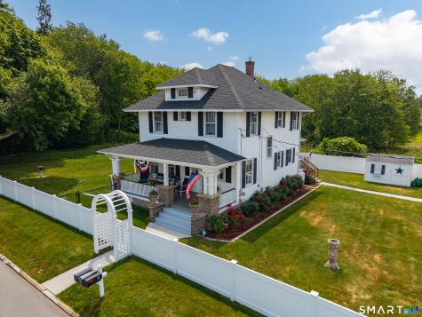 9 East Bishop Street Waterford CT 06385
