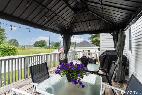 9 East Bishop Street Waterford CT 06385