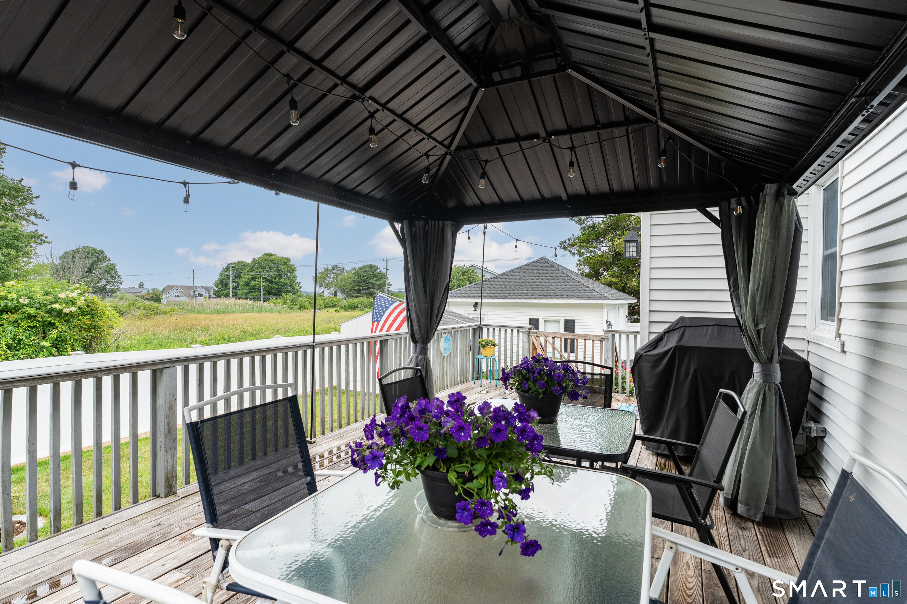 9 East Bishop Street Waterford CT 06385