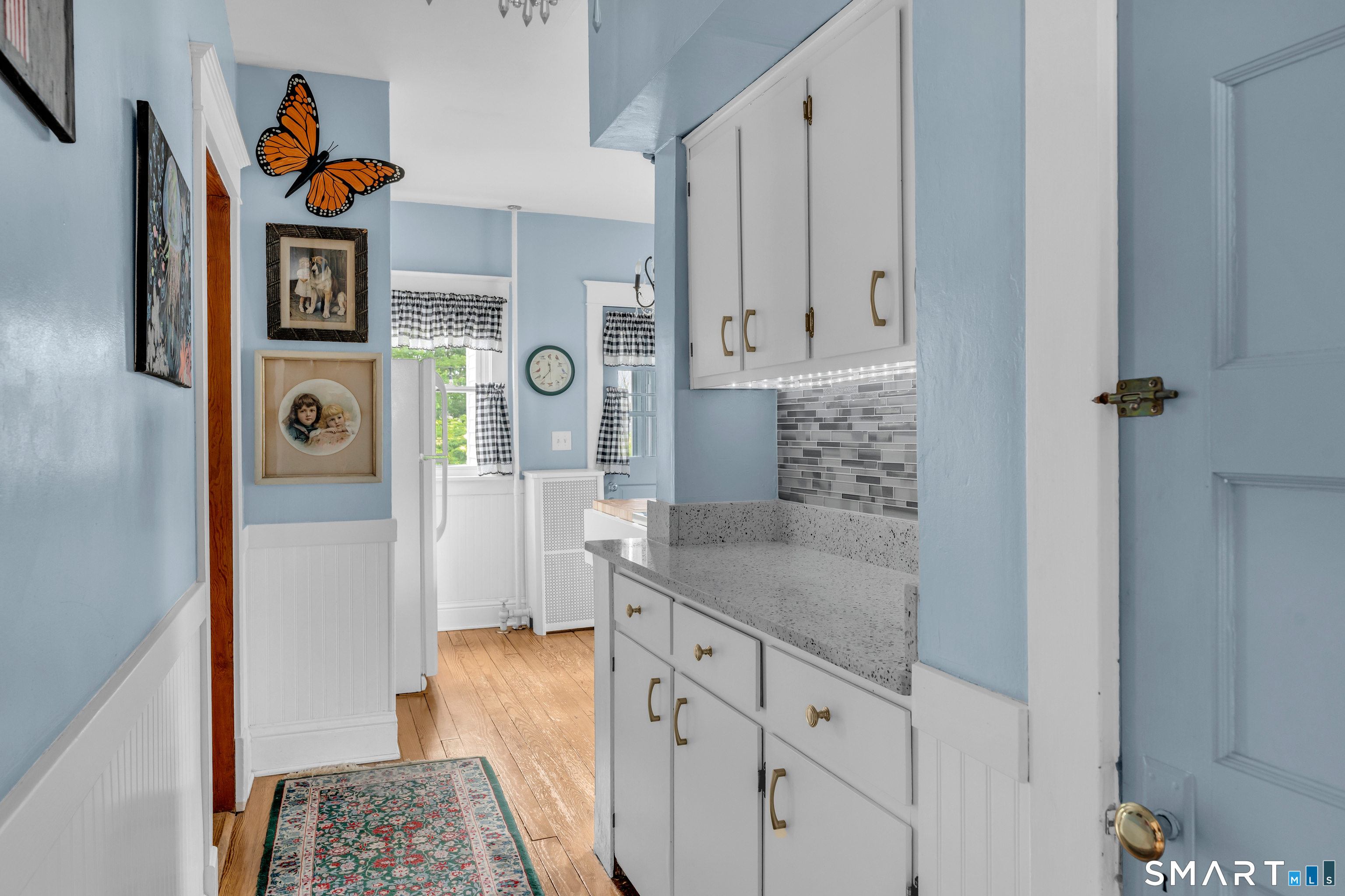 9 East Bishop Street Waterford CT 06385