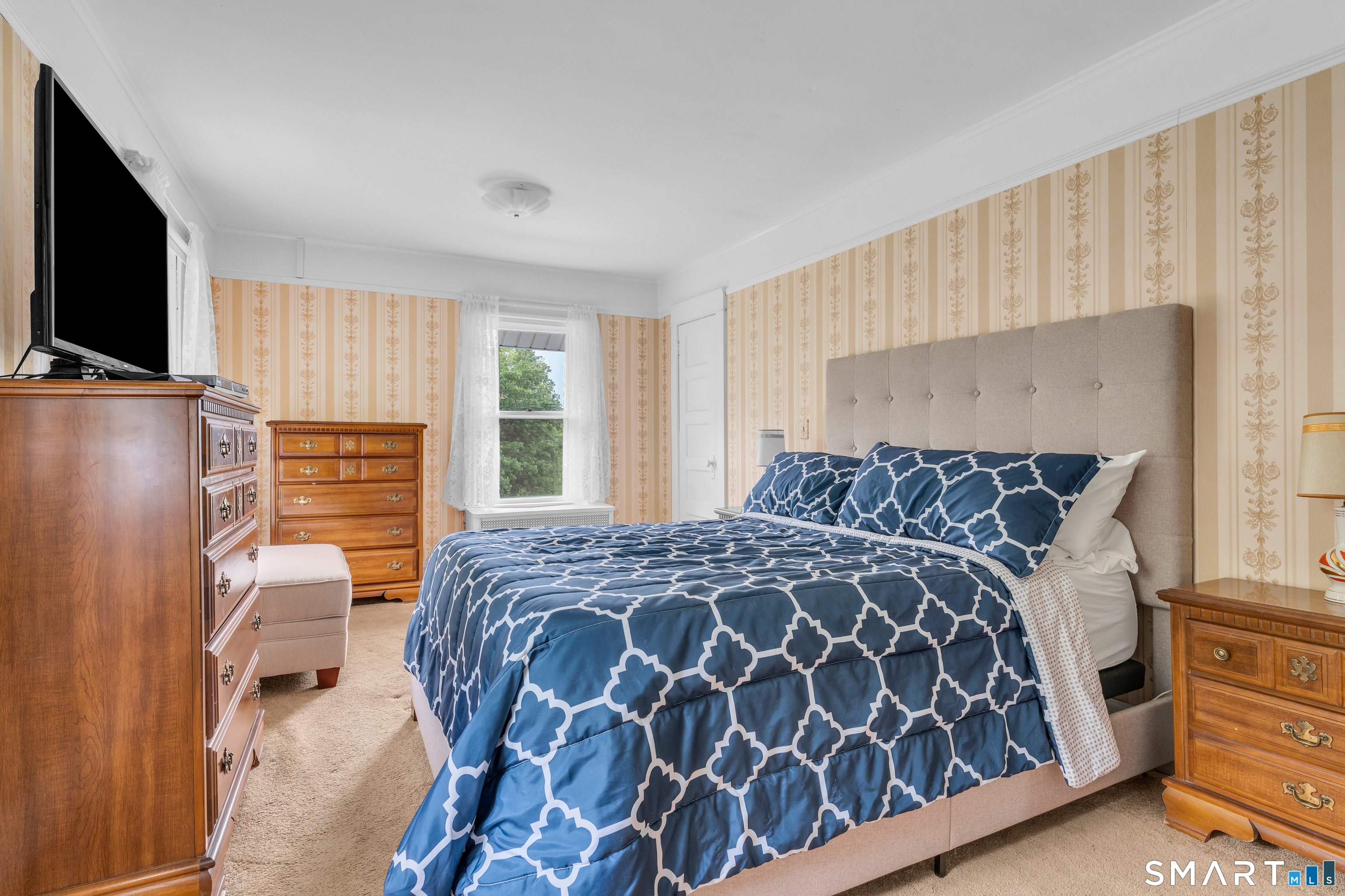 9 East Bishop Street Waterford CT 06385