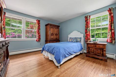 16 Shady Lane Redding CT 06896