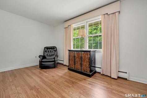 16 Shady Lane Redding CT 06896