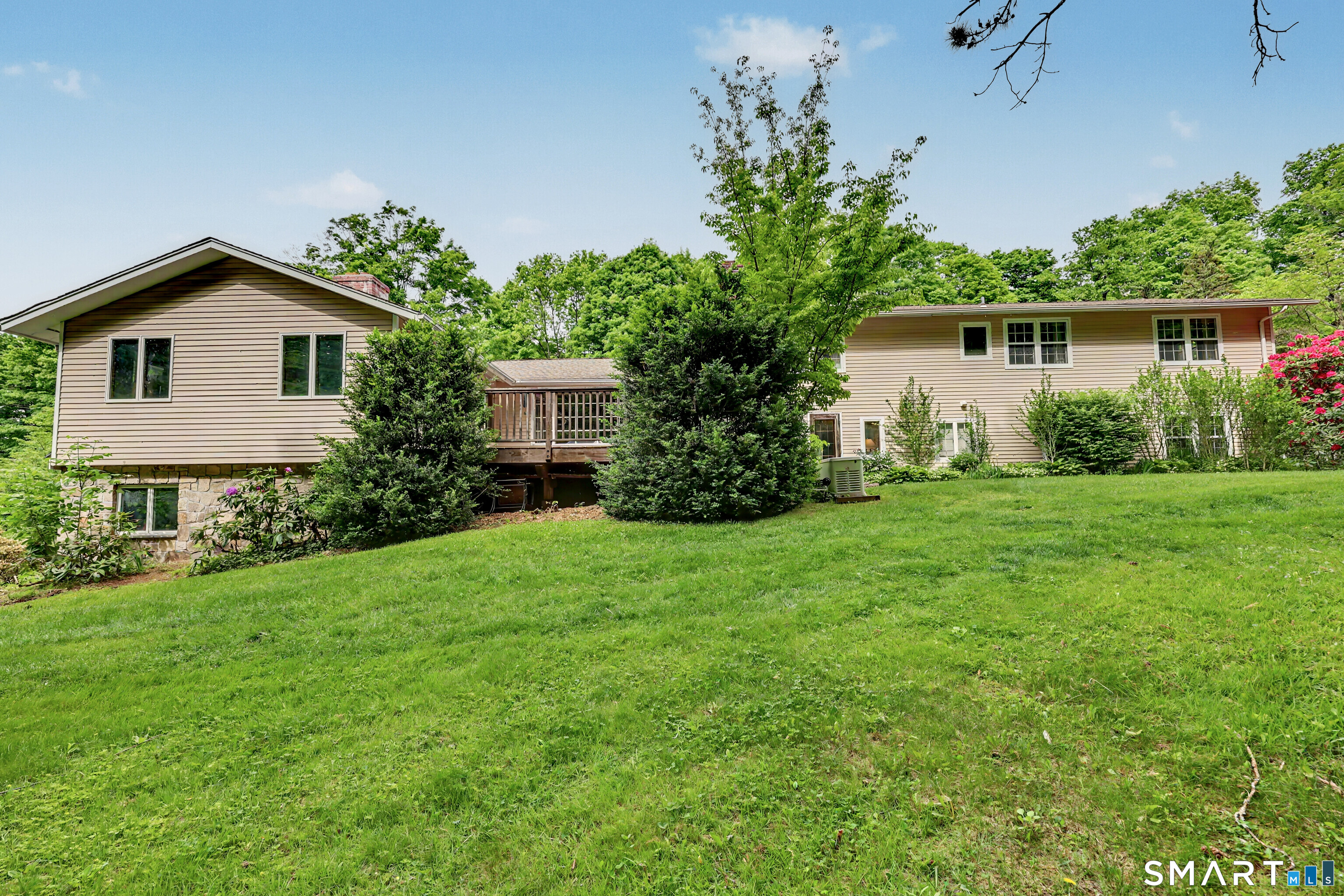 16 Shady Lane Redding CT 06896