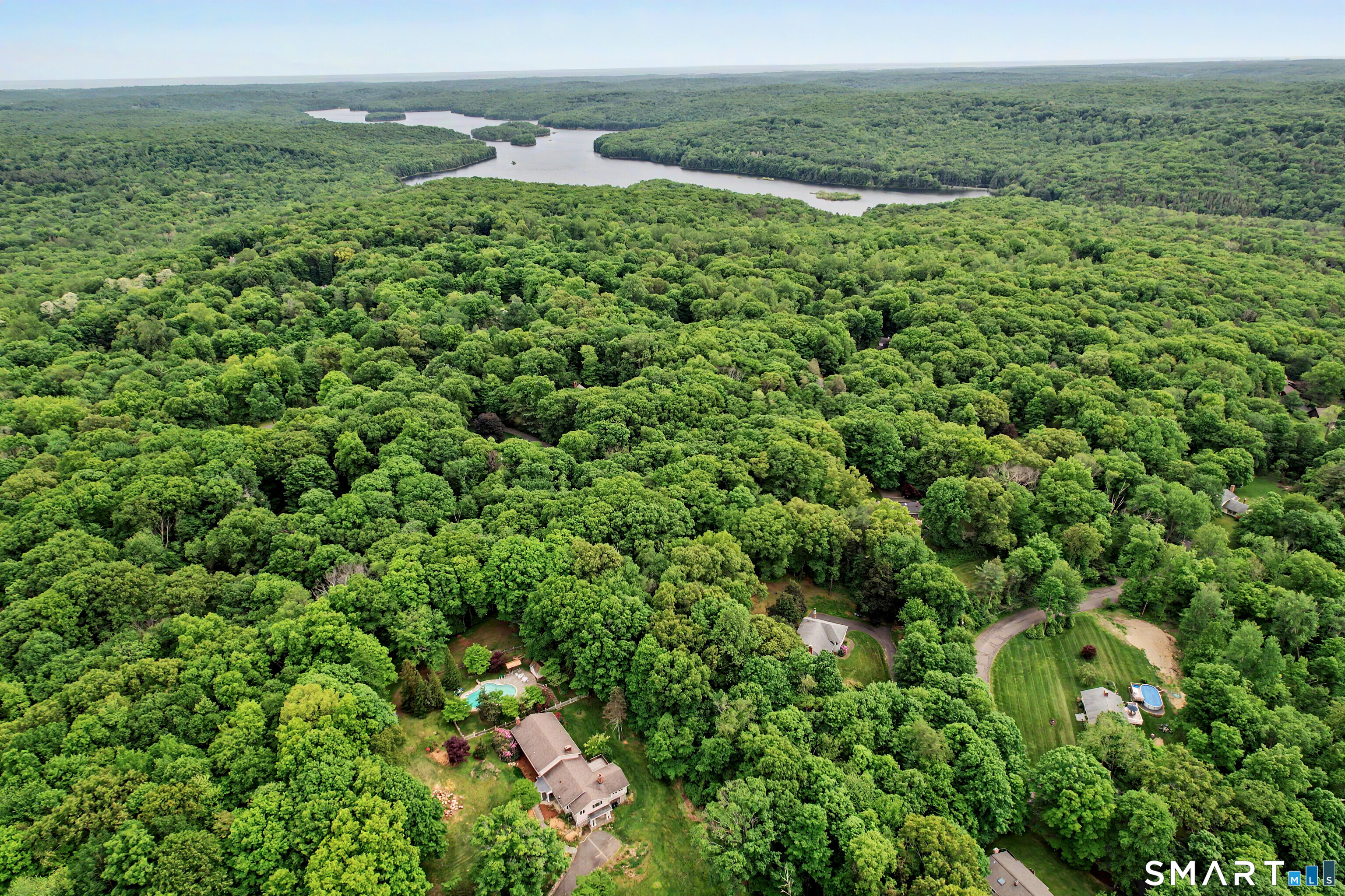 16 Shady Lane Redding CT 06896