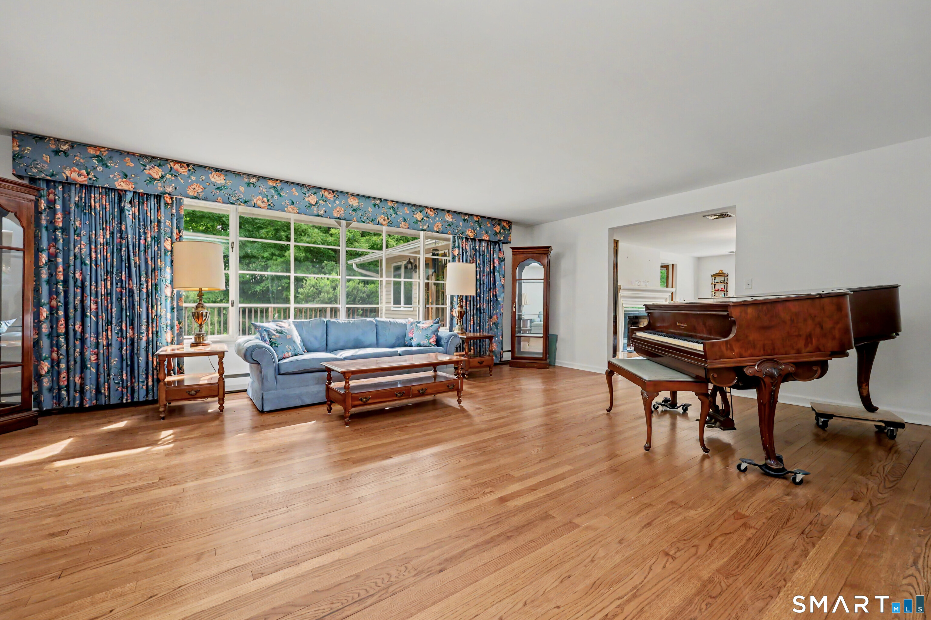 16 Shady Lane Redding CT 06896