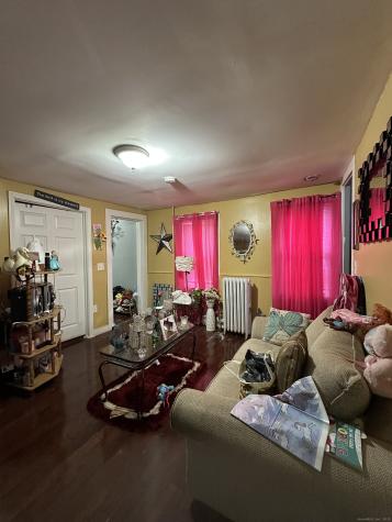 35 Loomis Street Hartford CT 06120