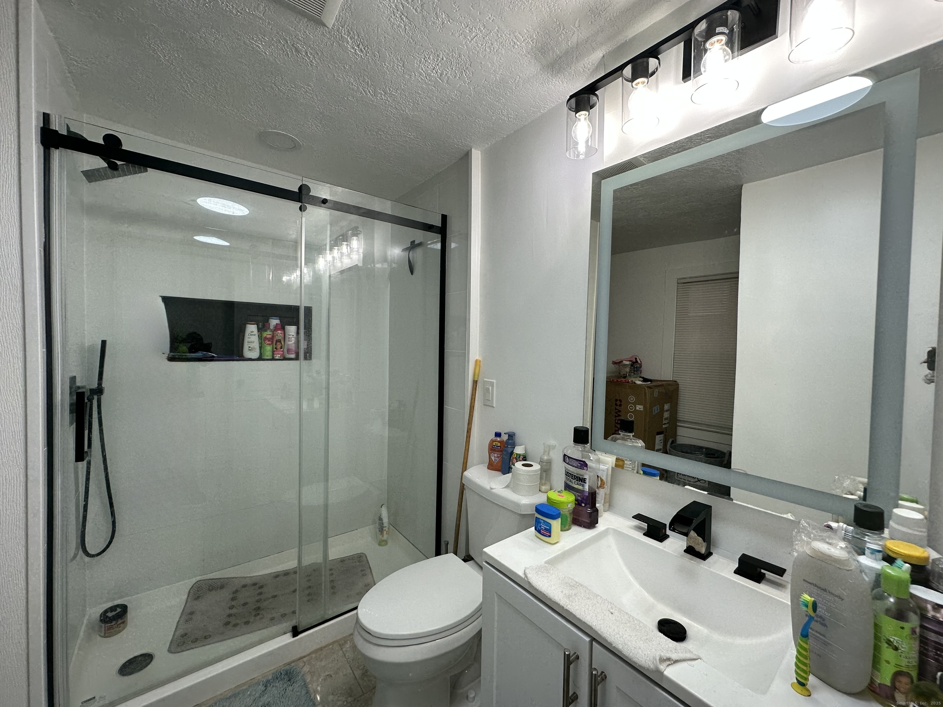 35 Loomis Street Hartford CT 06120