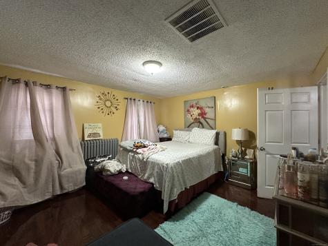 35 Loomis Street Hartford CT 06120