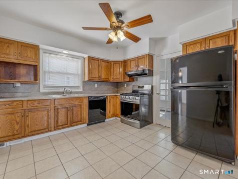 53 Maple Street Meriden CT 06451