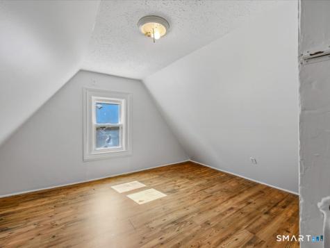 53 Maple Street Meriden CT 06451