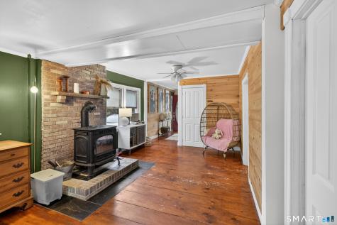 6 North Road Foster RI 02825