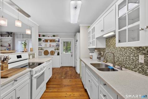 6 North Road Foster RI 02825