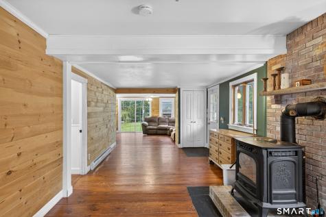 6 North Road Foster RI 02825