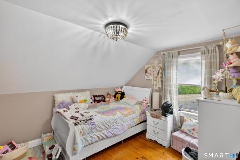 6 North Road Foster RI 02825