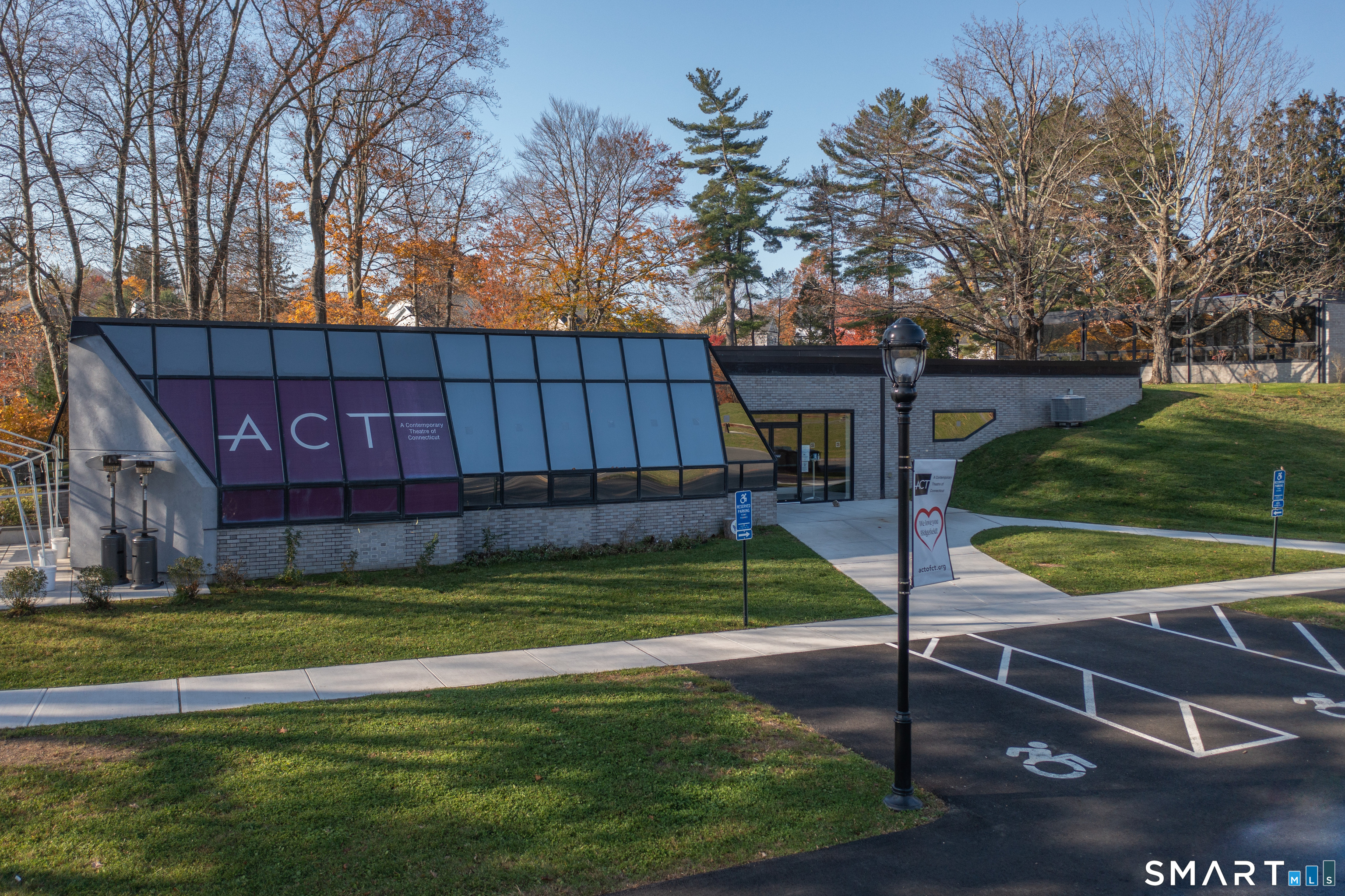 564 Barrack Hill Road Ridgefield CT 06877