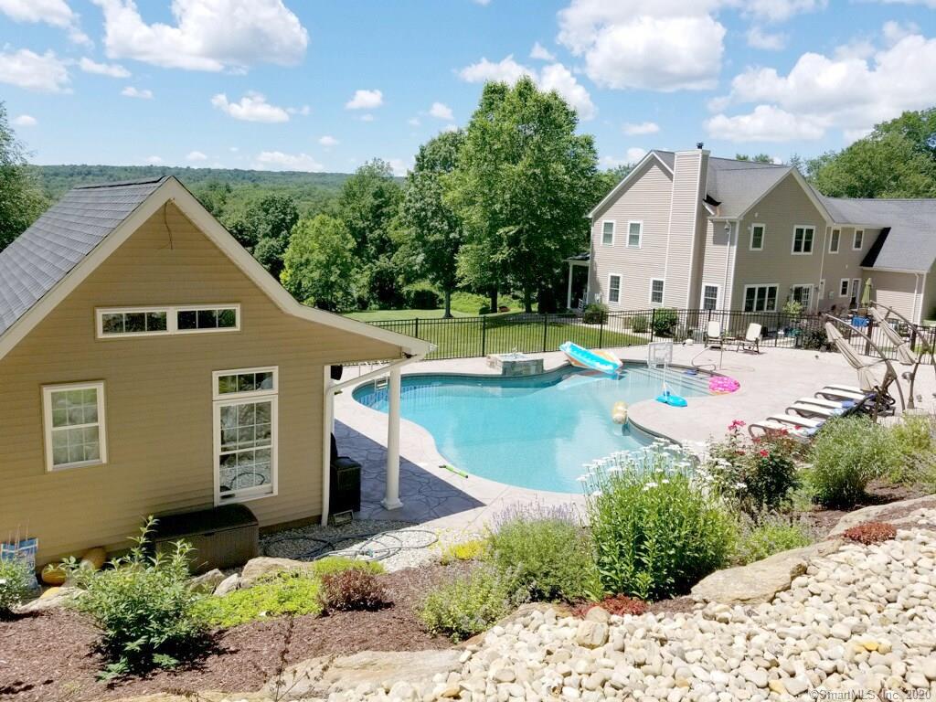 130 Quassuk Road Woodbury CT 06798