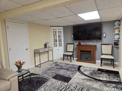 66 Haystack Road Manchester CT 06040