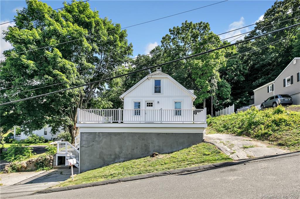 3 Hine Street Seymour CT 06483
