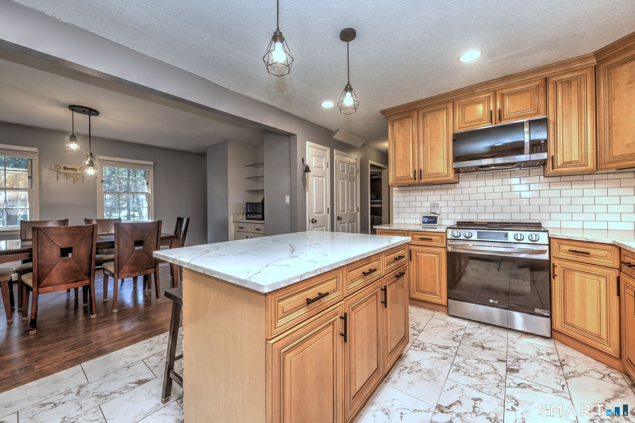 131 Pepper Tree Hill Lane Southbury CT 06488