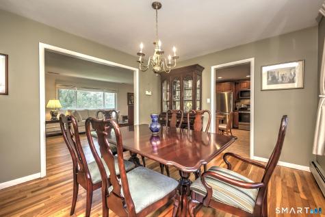 31 Paugussett Road Newtown CT 06482