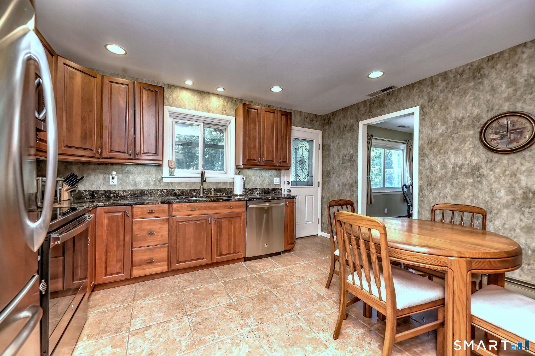 31 Paugussett Road Newtown CT 06482