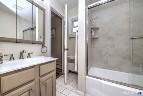 31 Paugussett Road Newtown CT 06482