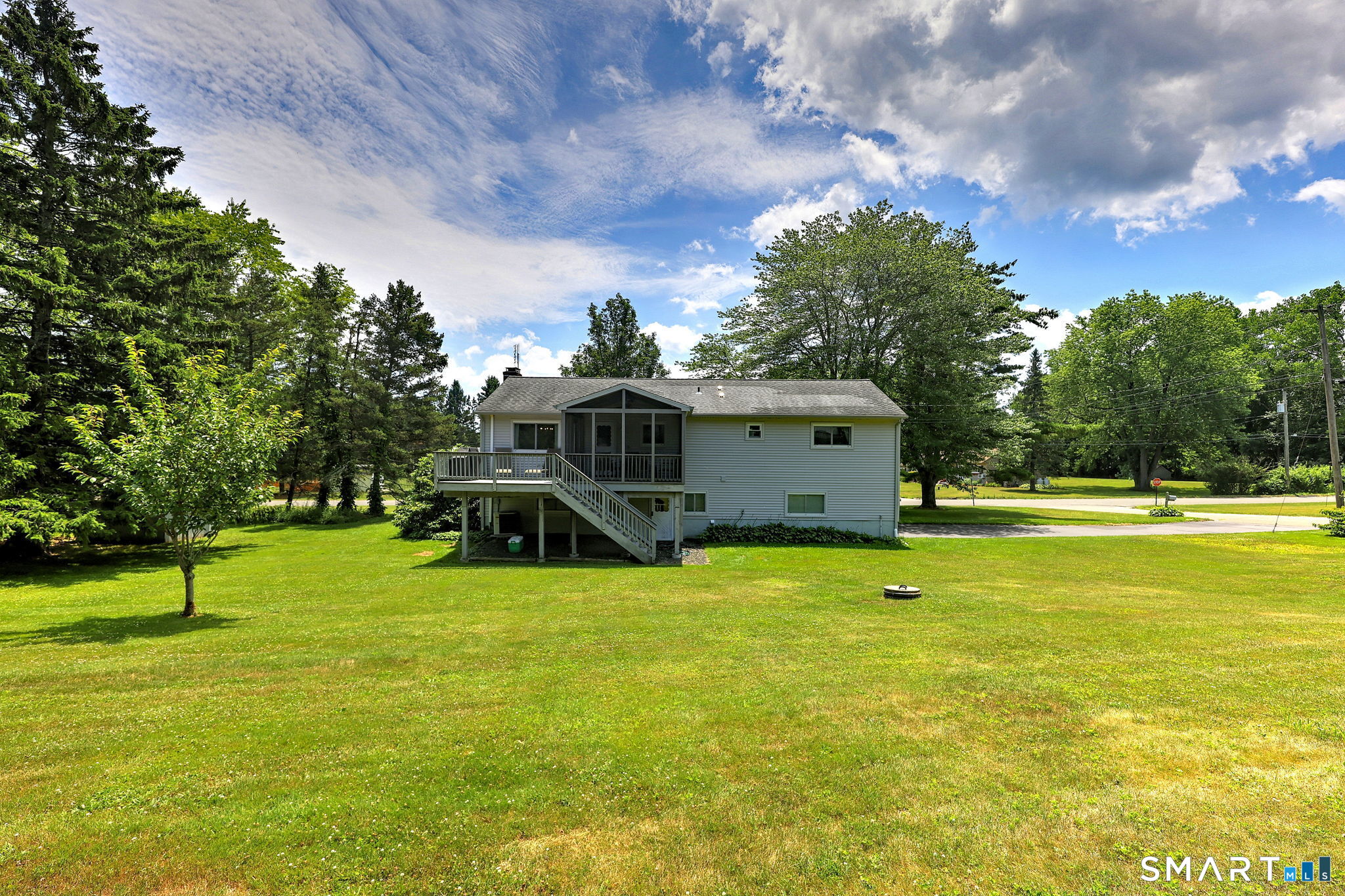 31 Paugussett Road Newtown CT 06482