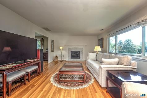 31 Paugussett Road Newtown CT 06482