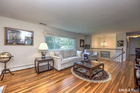 31 Paugussett Road Newtown CT 06482
