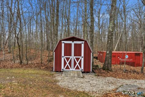 393 Forsyth Road Salem CT 06420