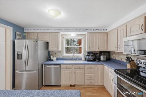 393 Forsyth Road Salem CT 06420