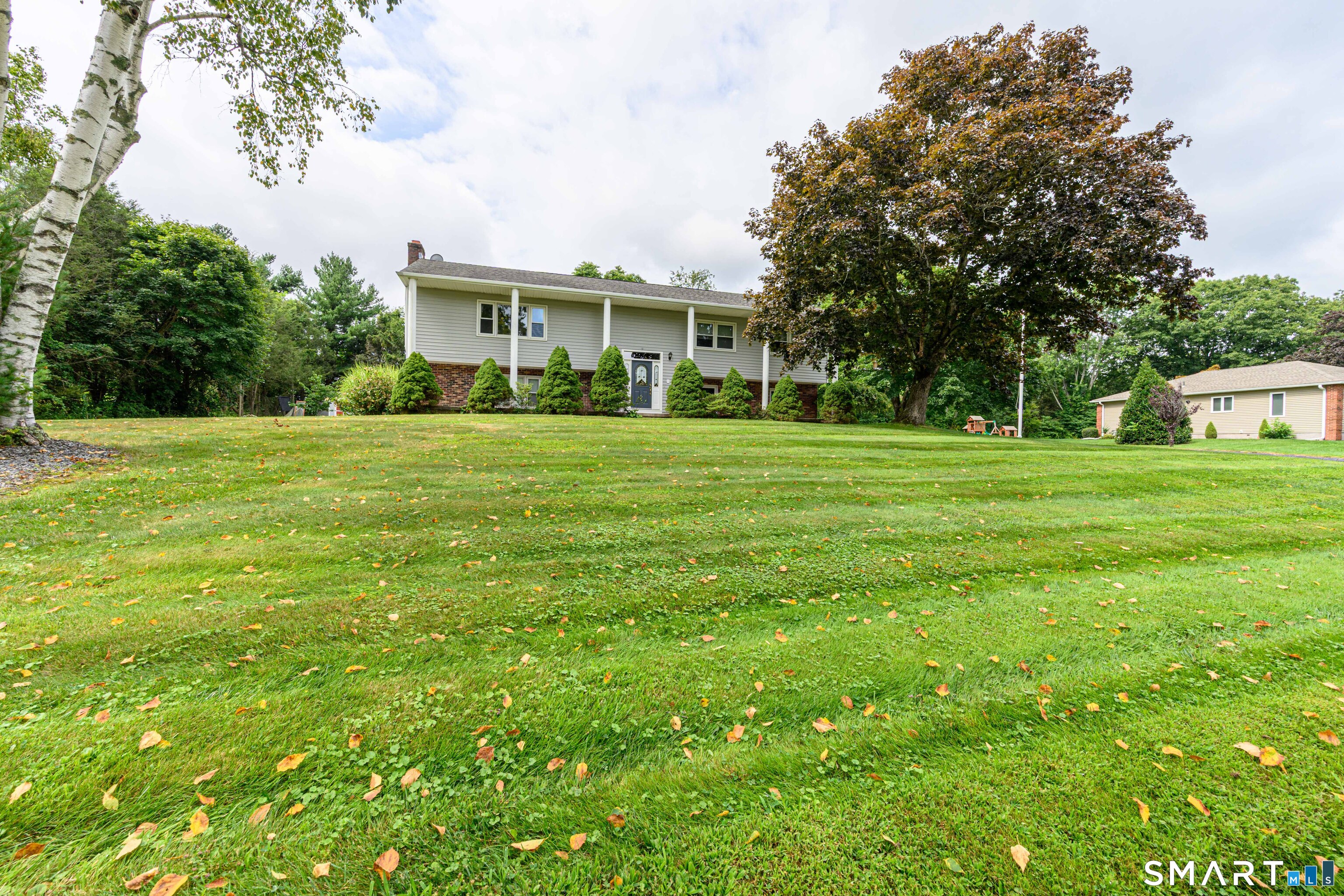 26 Dorchester Lane Branford CT 06405