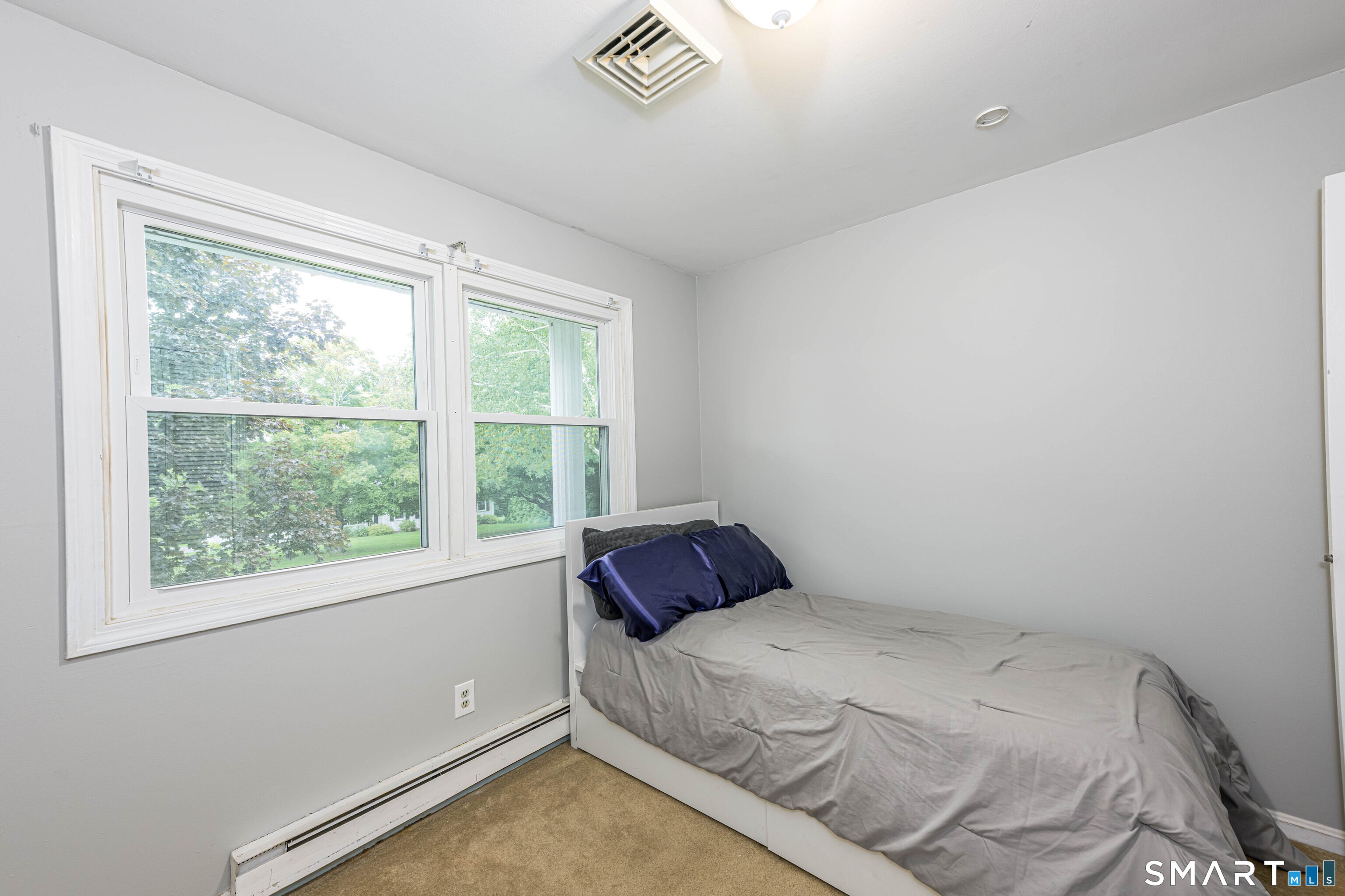 26 Dorchester Lane Branford CT 06405