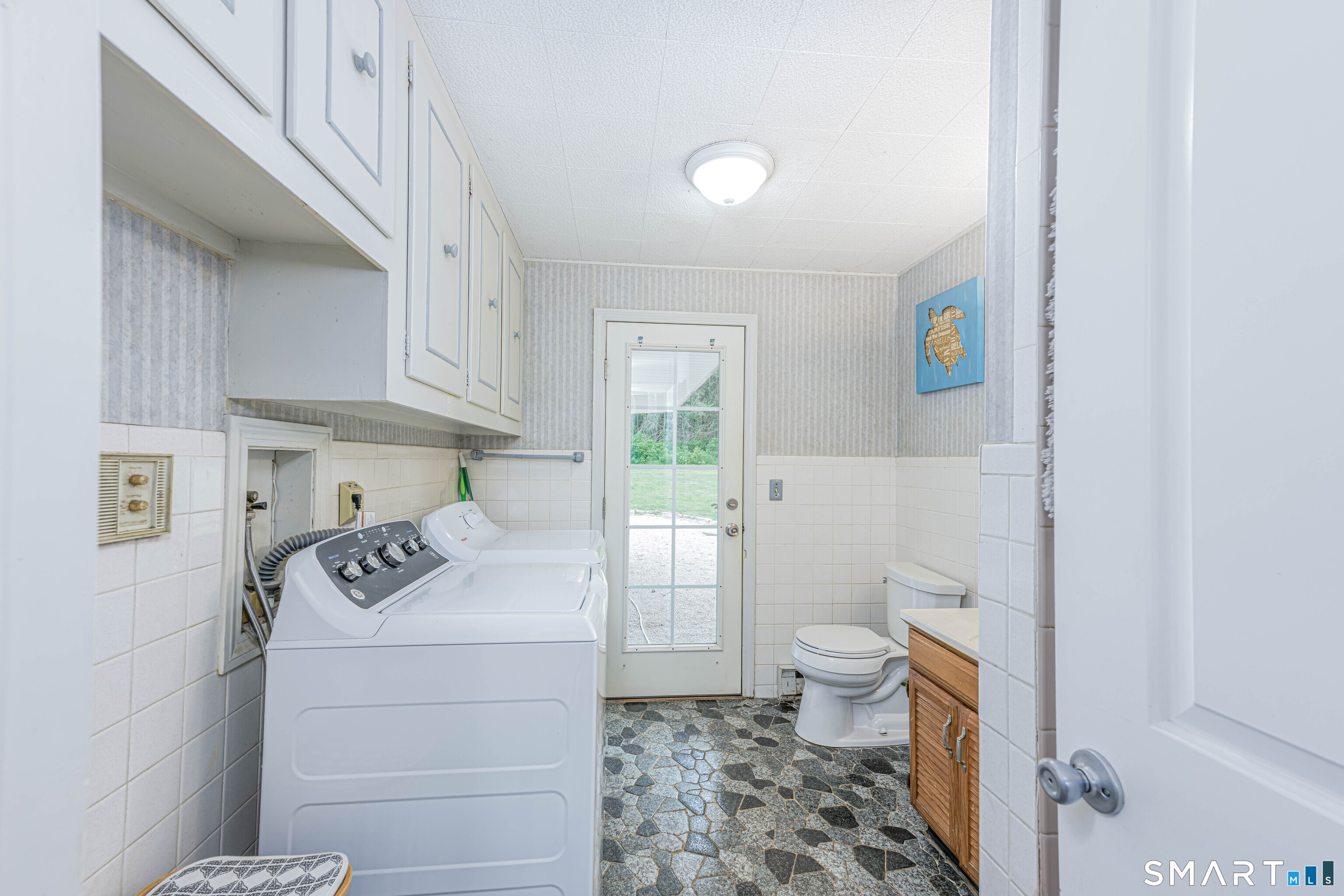 26 Dorchester Lane Branford CT 06405