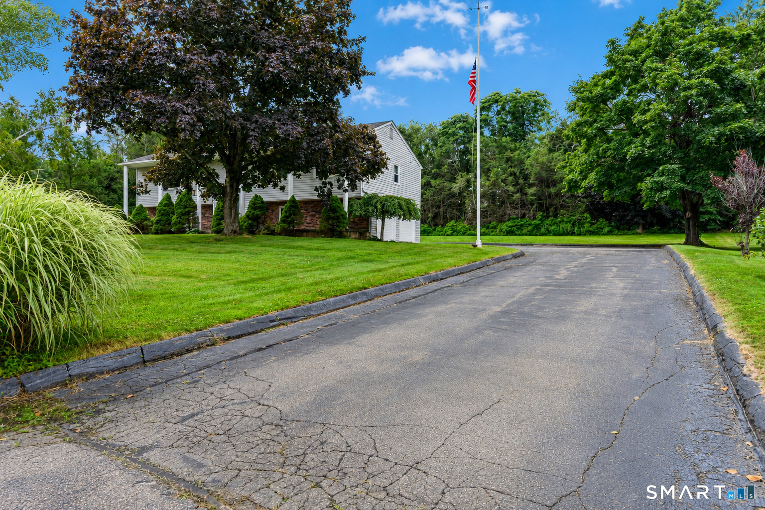 26 Dorchester Lane Branford CT 06405