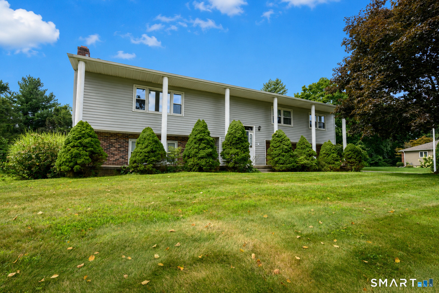 26 Dorchester Lane Branford CT 06405