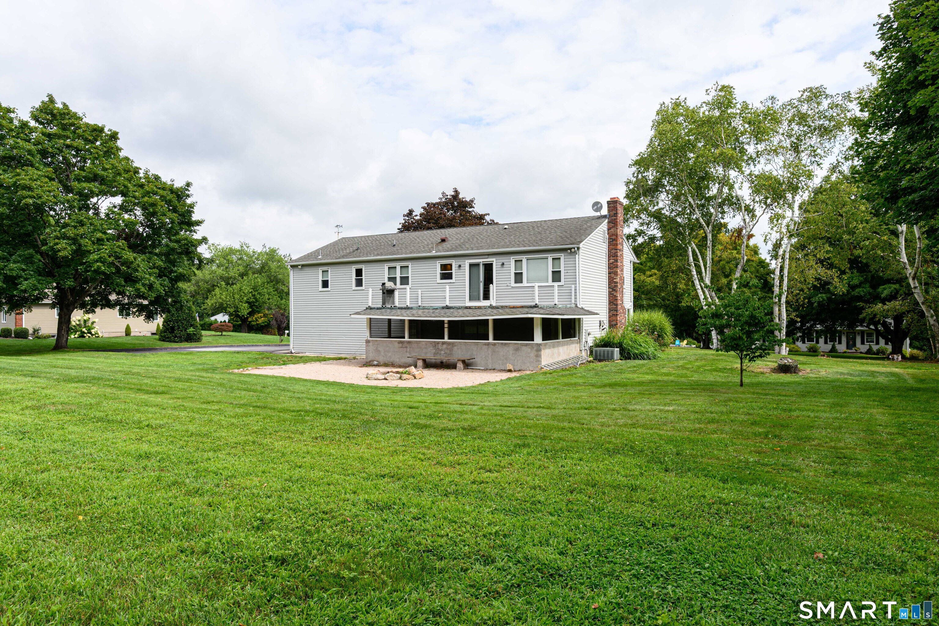 26 Dorchester Lane Branford CT 06405